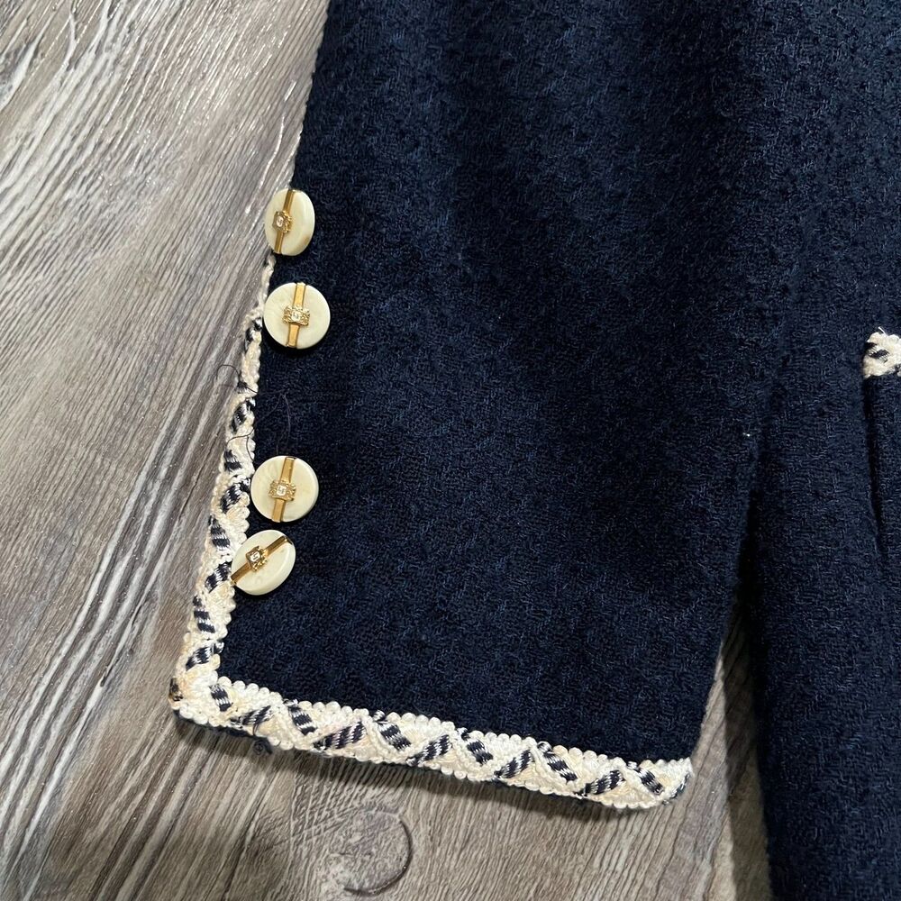 Louis Feraud Women’s Wool Blend Blazer Jacket Navy Gold Button Trim Size 44 US14 - Picture 12 of 12